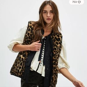 Damson Madder Marta Leopard Print Fleece Vest